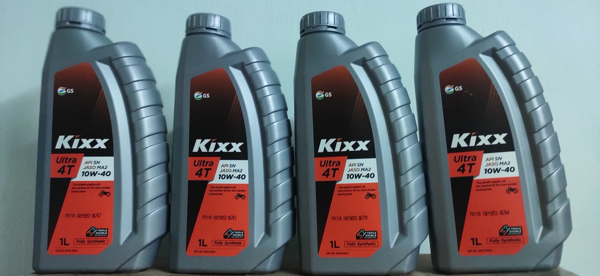 COMBO 4 BÌNH NHỚT KIXX 10W40- 1L