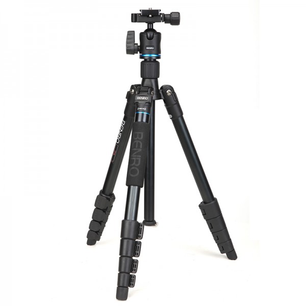 Chân máy ảnh benro itrip it15