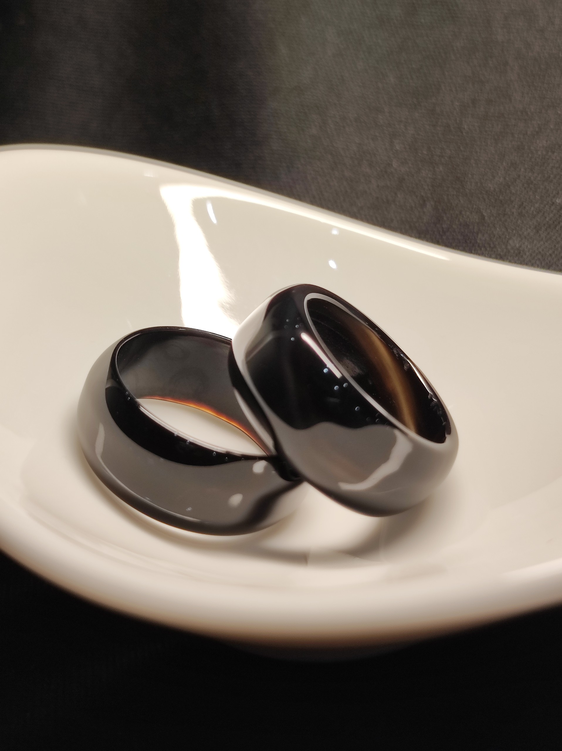 [HCM]Nhẫn mã não đen sang trọng size 18mm bản cao 8mm ảnh thực tế - xưởng buôn đá phong thủy Huỳnh Đào