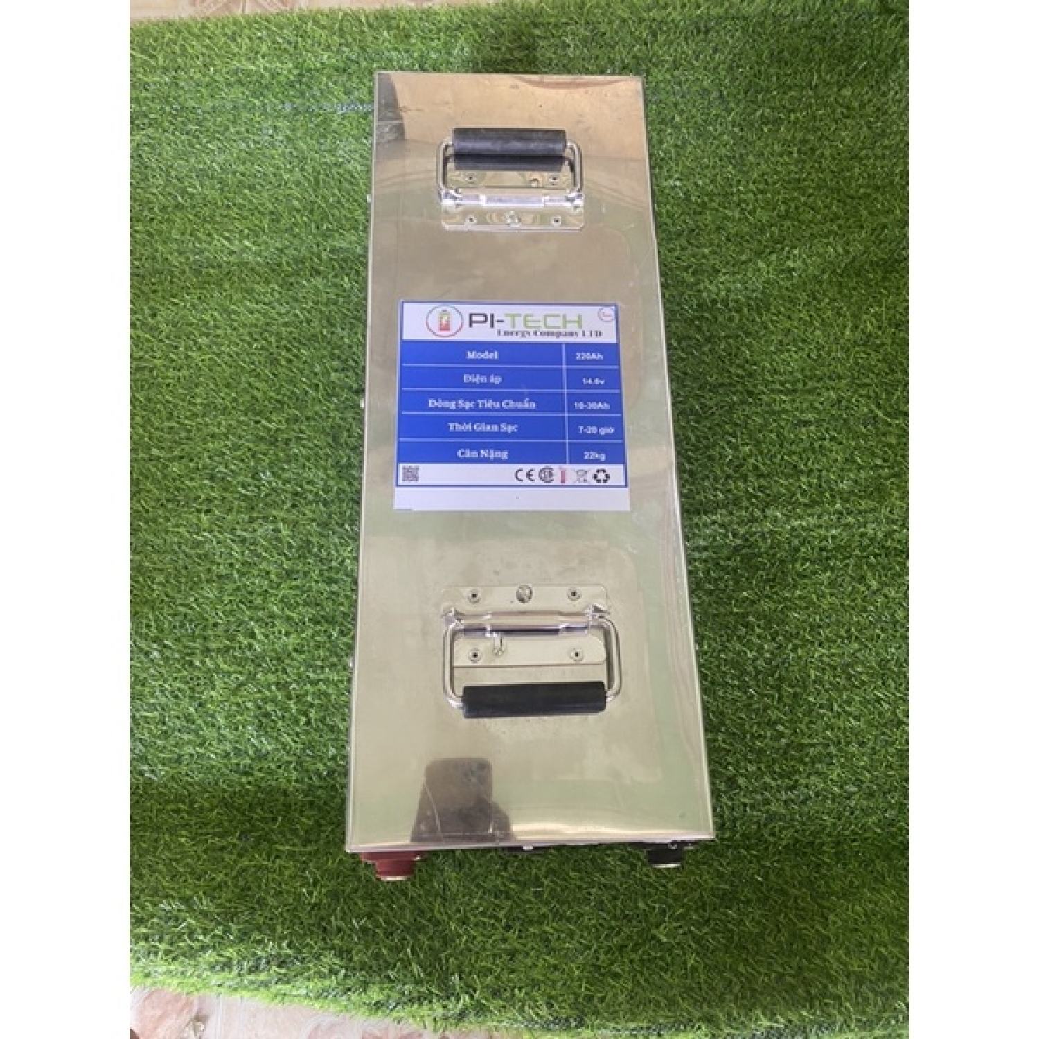 Bình Pin Lithium 12v 220Ah Mới 100% + Tặng kèm sạc 30A khi mua bình 13