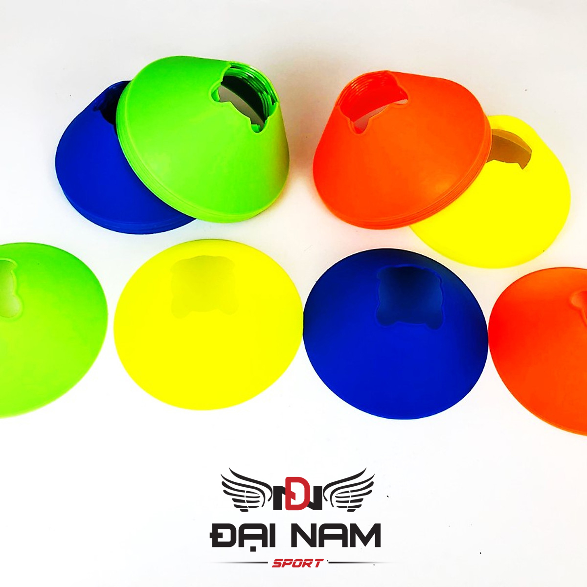 Nấm Tập Chiến Thuật Bóng Đá,Cone Tập Luyện Chiến Thuật Loại Lùn Chính Hãng Đại Nam Sport