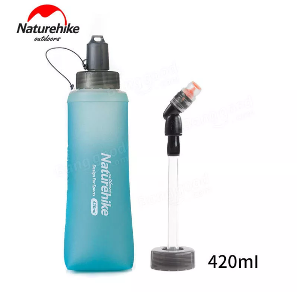 Bình đựng nước chạy bộ có ống hút nh17s028-b 420ml