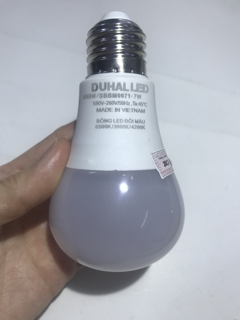 Bóng đèn led bulb tròn Duhal 7W, đổi màu 3 chế độ