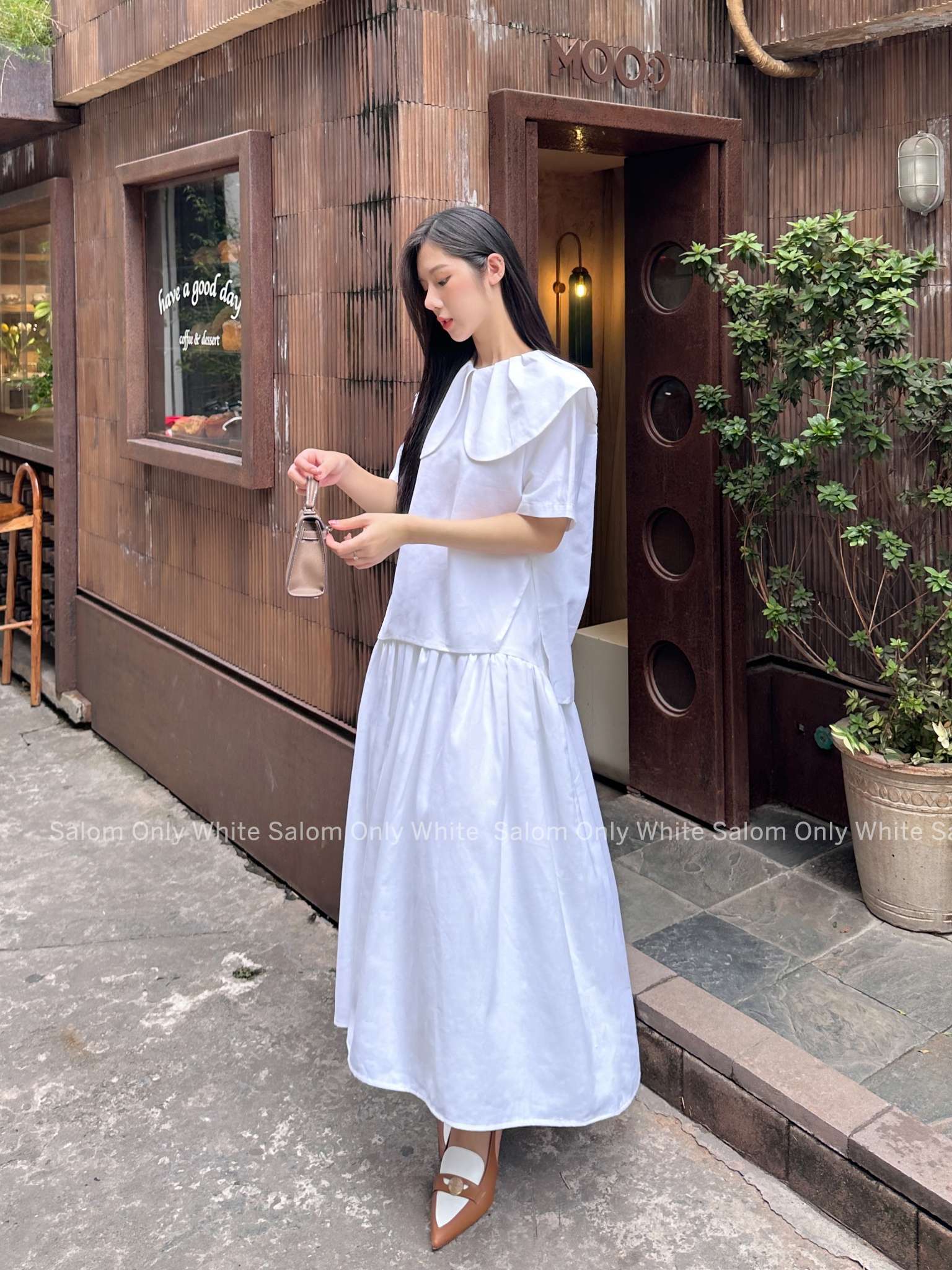 𝐒𝐞𝐭 𝐀́𝐨 𝐒𝐞𝐧 𝐯𝐚̀ 𝐂𝐡𝐚̂𝐧 𝐕𝐚́𝐲 𝐘𝐞̂𝐧 - áo cổ sen và chân váy linen cạp cao salom