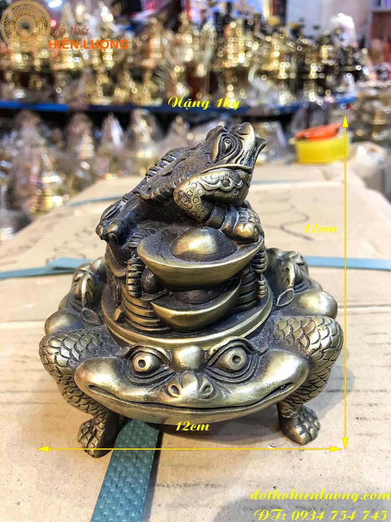 Lư xông trầm trầm cóc ba chân nhả khói bằng đồng phong thủy cao 12cm