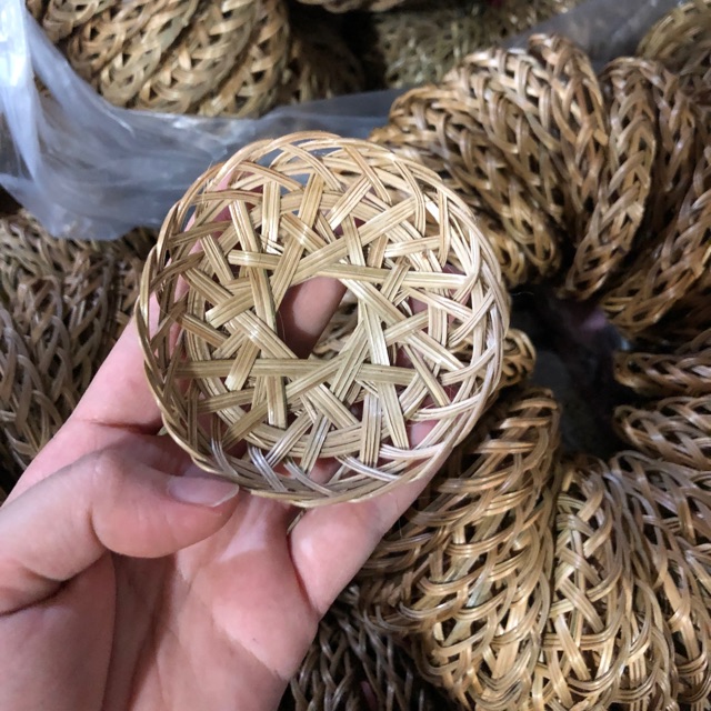 Rế lồng cu gáy đứng