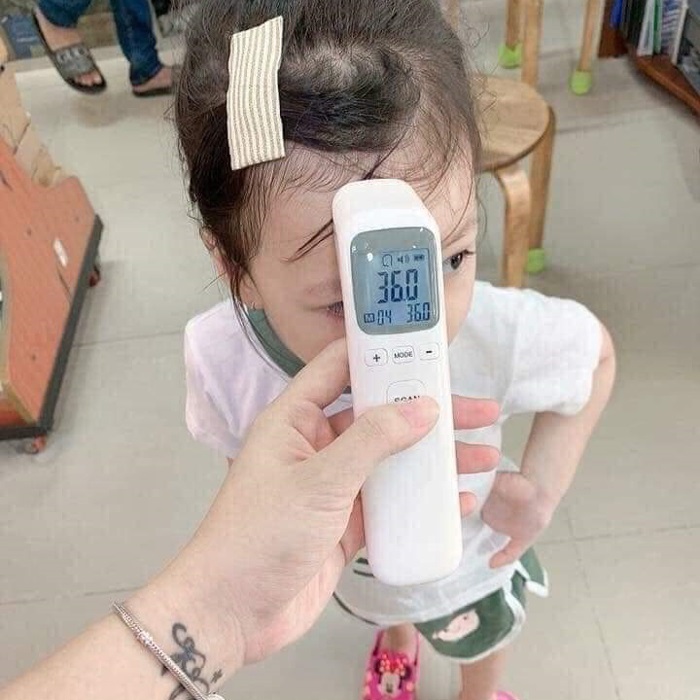 Nhiệt kế hồng ngoại điện tử đo trán đa năng - Súng bắn nhiệt độ