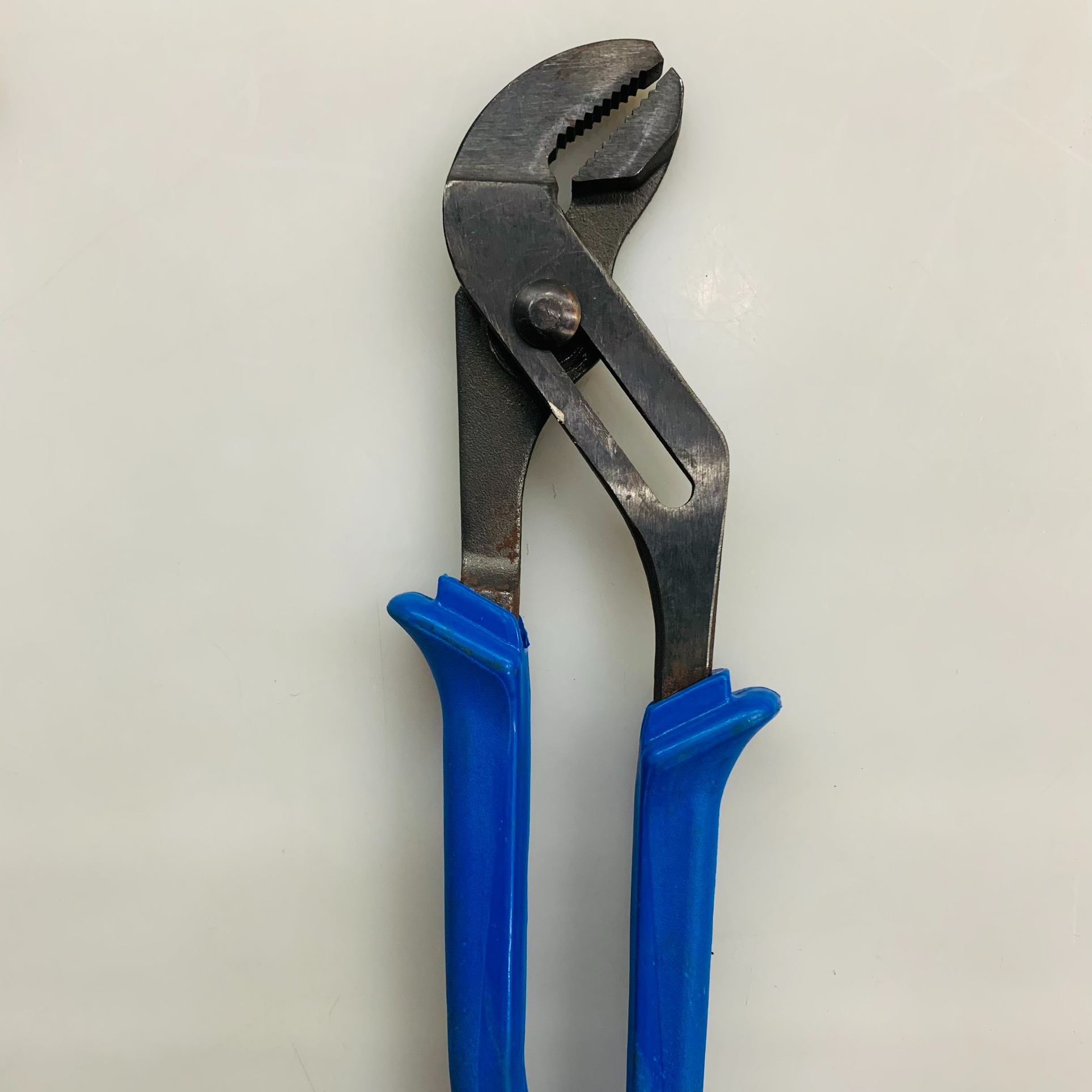 Kìm mỏ quạ cán xanh Meinfa 300mm