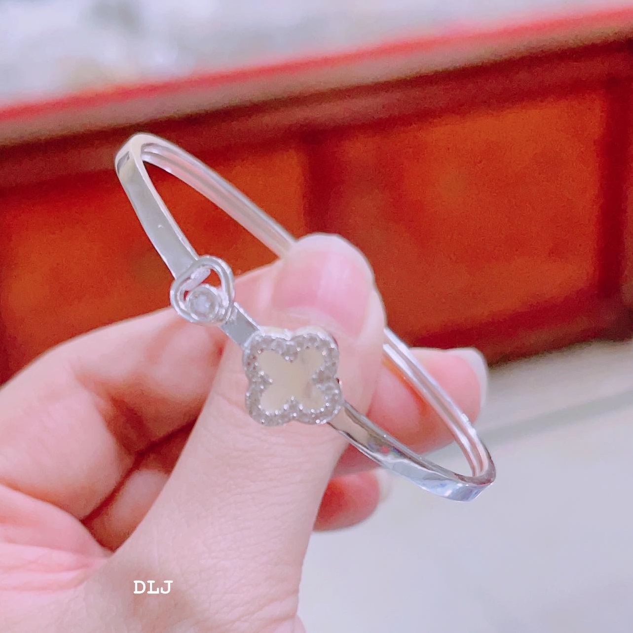 Vòng tay bạc mặt cỏ 4 lá chất liệu bằng bạc s925 MS016b