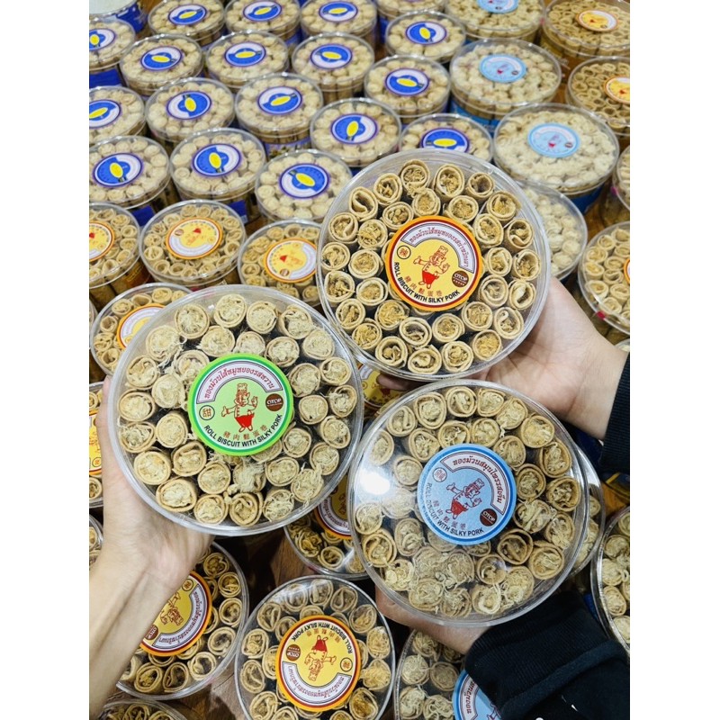 Bánh quế cuộn chà bông thái lan