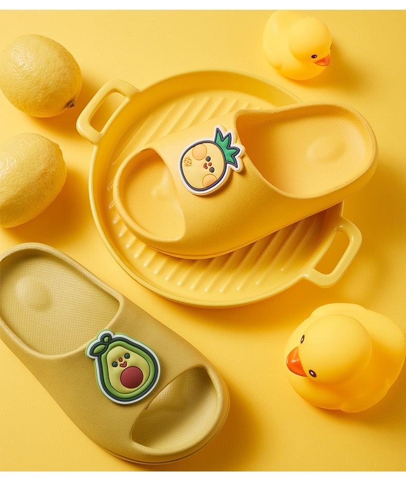 [HCM]Dép Trái Cây Cho Bé Đế Eva Mềm Mại Siêu Nhẹ Chống Trượt