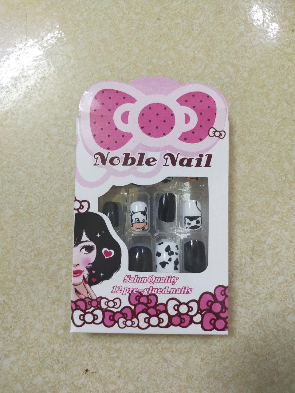 12 móng tay giả hình Bò sữa Hot Hit kèm keo. móng tay giả tự dán tại nhà .phù hợp cả người lớn ,trẻ em . en shop 1989