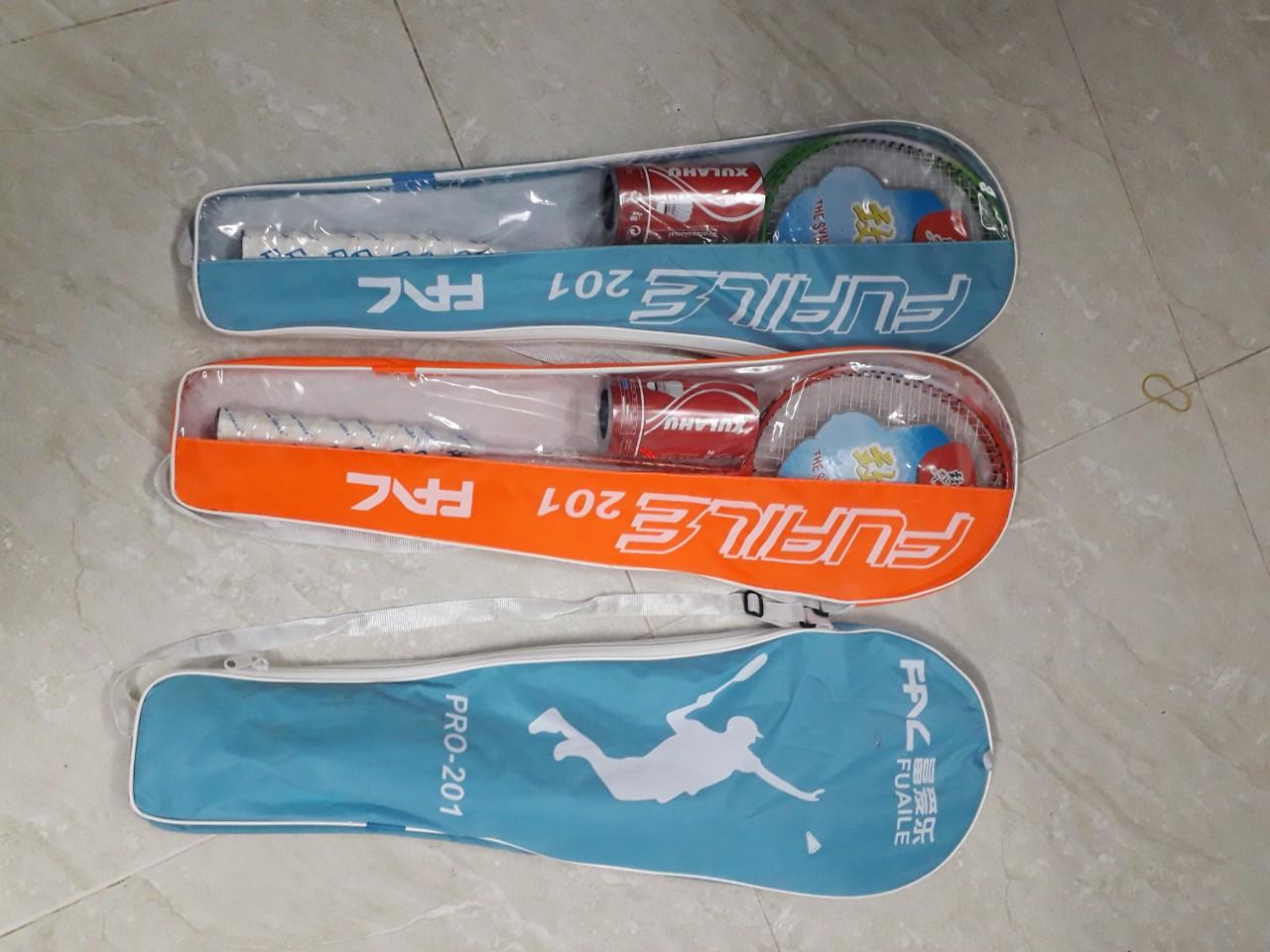 Bộ vợt cầu lông fuaile hàng công ty