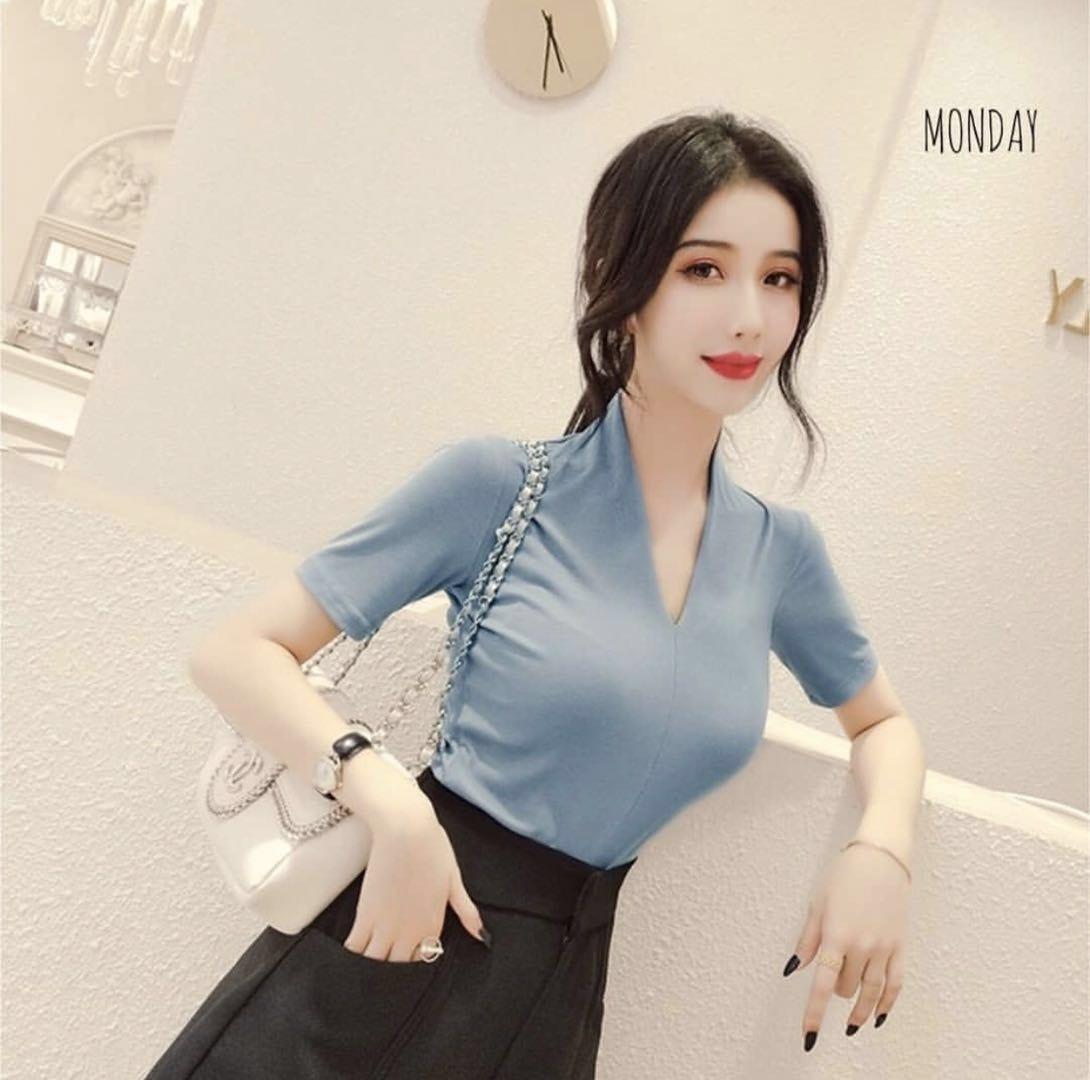 Áo thun len cổ trụ