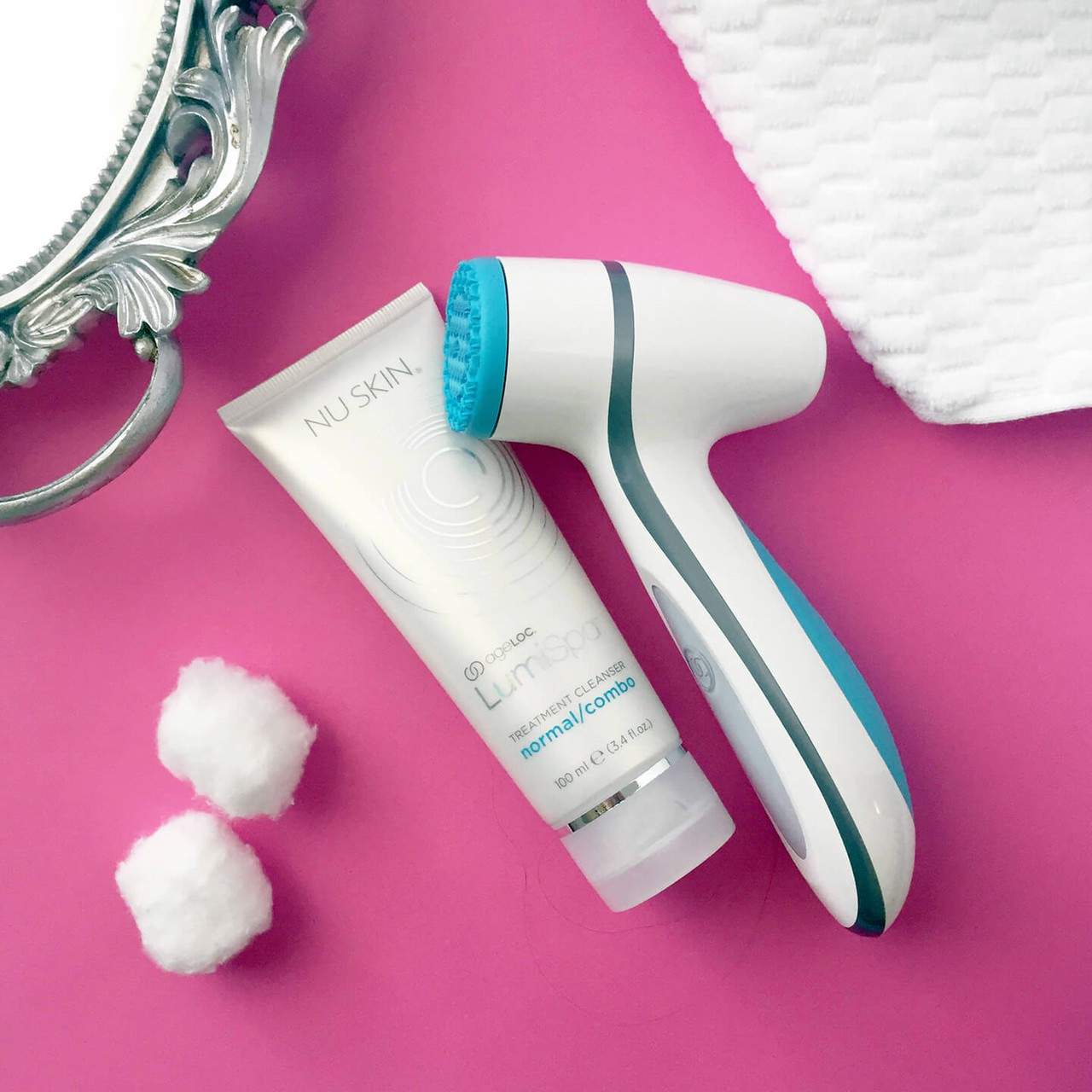 Bộ máy rửa mặt lumispa và  sữa rửa mặt Lumispa bảo hành 1  năm