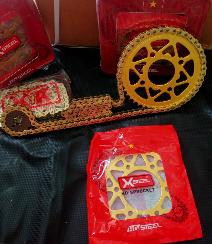 X1r chính hãng . nhông sên dĩa chính hãng x1r , độ bền cao , chạy êm ái , lắp cho ex 150 , ex 135, sirius , raider , satria , winer , winer x , sonic, sirius50, wave , rim