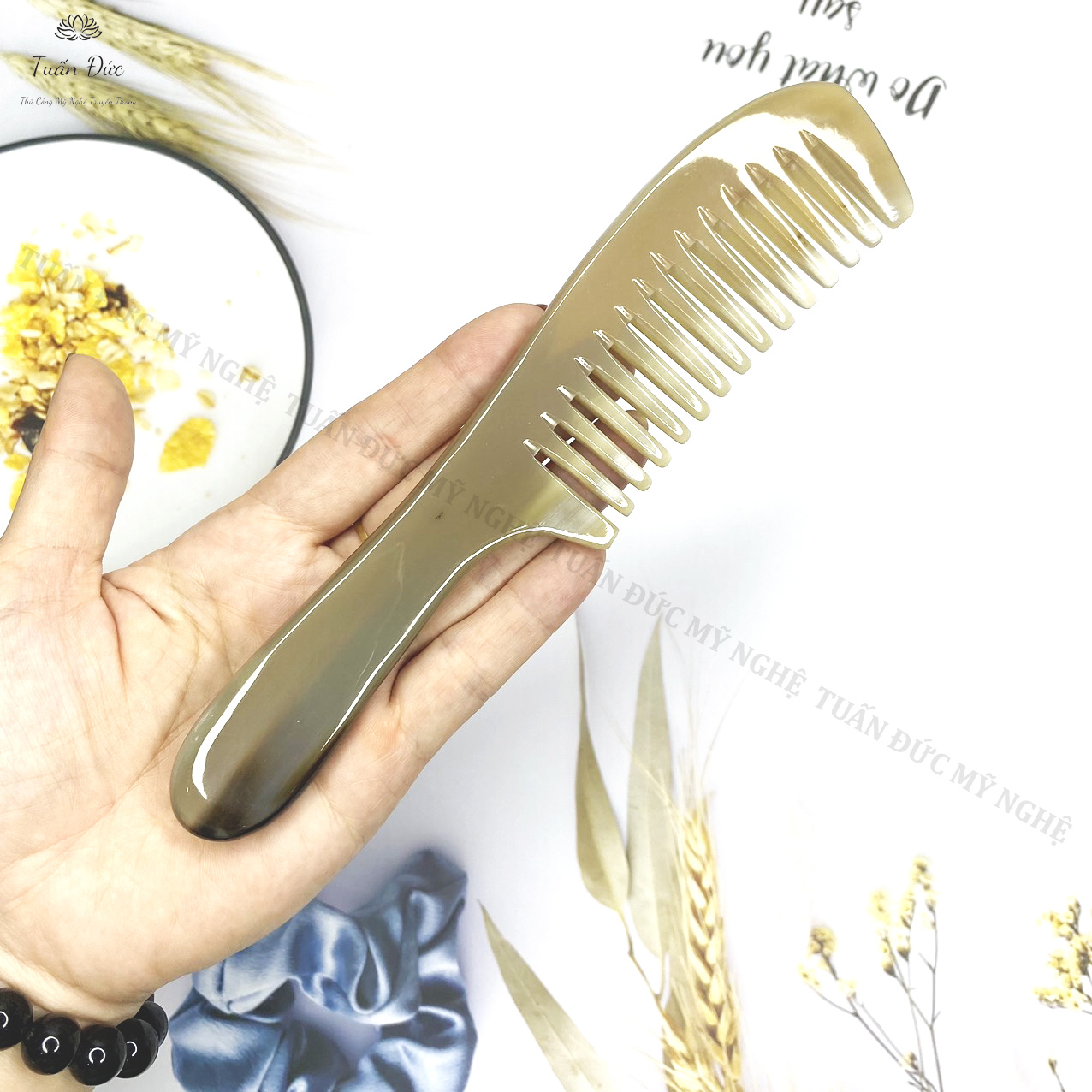 Lược sừng xuất Nhật- Mẫu lược răng thưa chuôi trơn-Mã số COH139