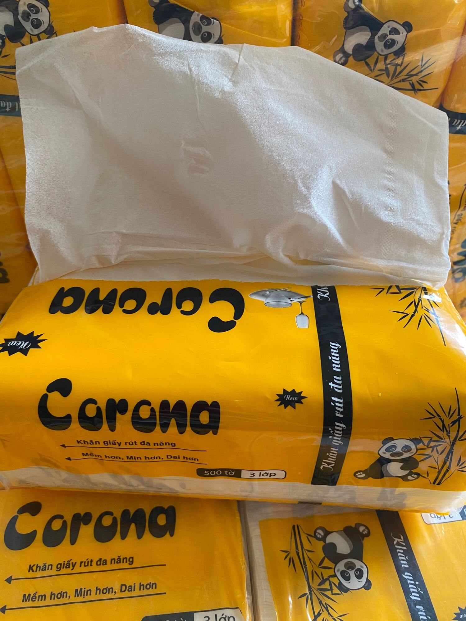 Khăn giấy rút đa năng Corona gấu trúc 1 gói