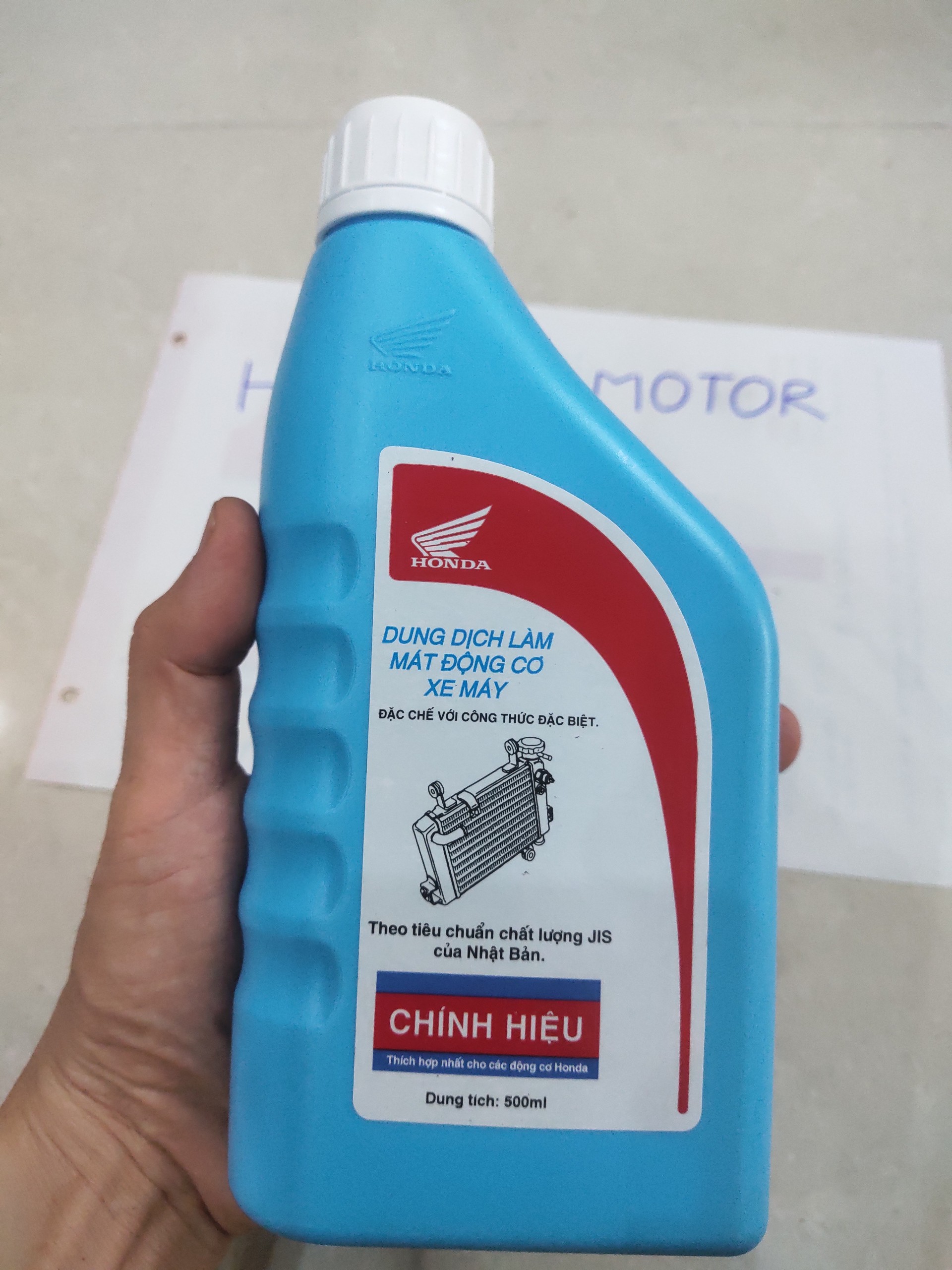 Nước làm mát động cơ xe máy. Hàng Honda Chính Hãng