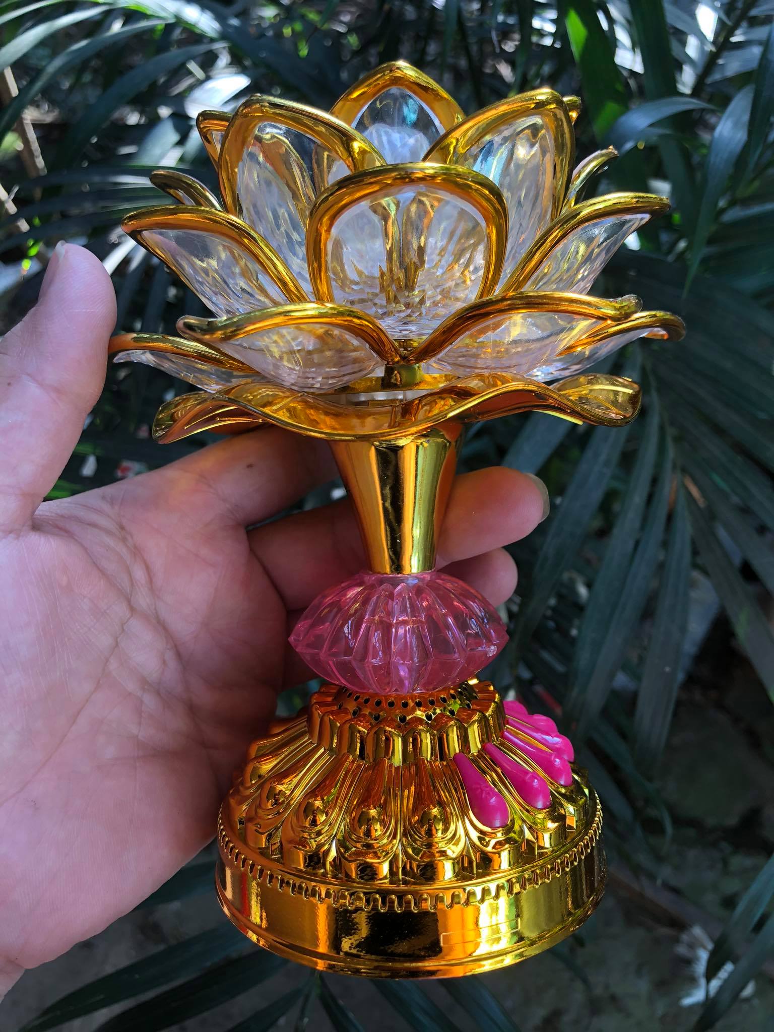 Đèn hoa sen tung kinh 8 bài