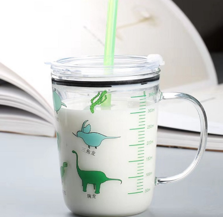 ( CỐC PHA SỮA CHO BÉ )   CỐC PHA SỮA THỦY TINH CHỊU NHIỆT CHIA VẠCH-CỐC CHỊU NHIỆT THỦY TINH CHIA VẠCH CÓ NẮP TRÁNH ĐỔ NƯỚC (TẶNG KÈM ỐNG HÚT), CỐC LY PHA SỮA CHO BÉ(GIAO HÌNH NGẪU NHIÊN)