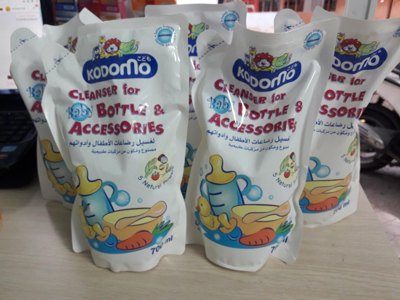 Combo 5 túi Nước rửa bình sữa Kodomo 700ml Thái Lan