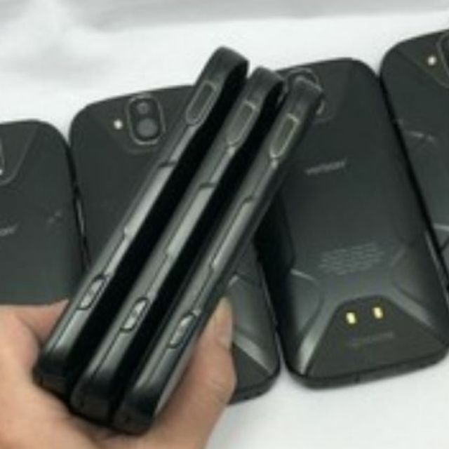 Điện thoại Kyocera Duraforce Pro Sapphire E6820 - Chống nước, Chống va đập