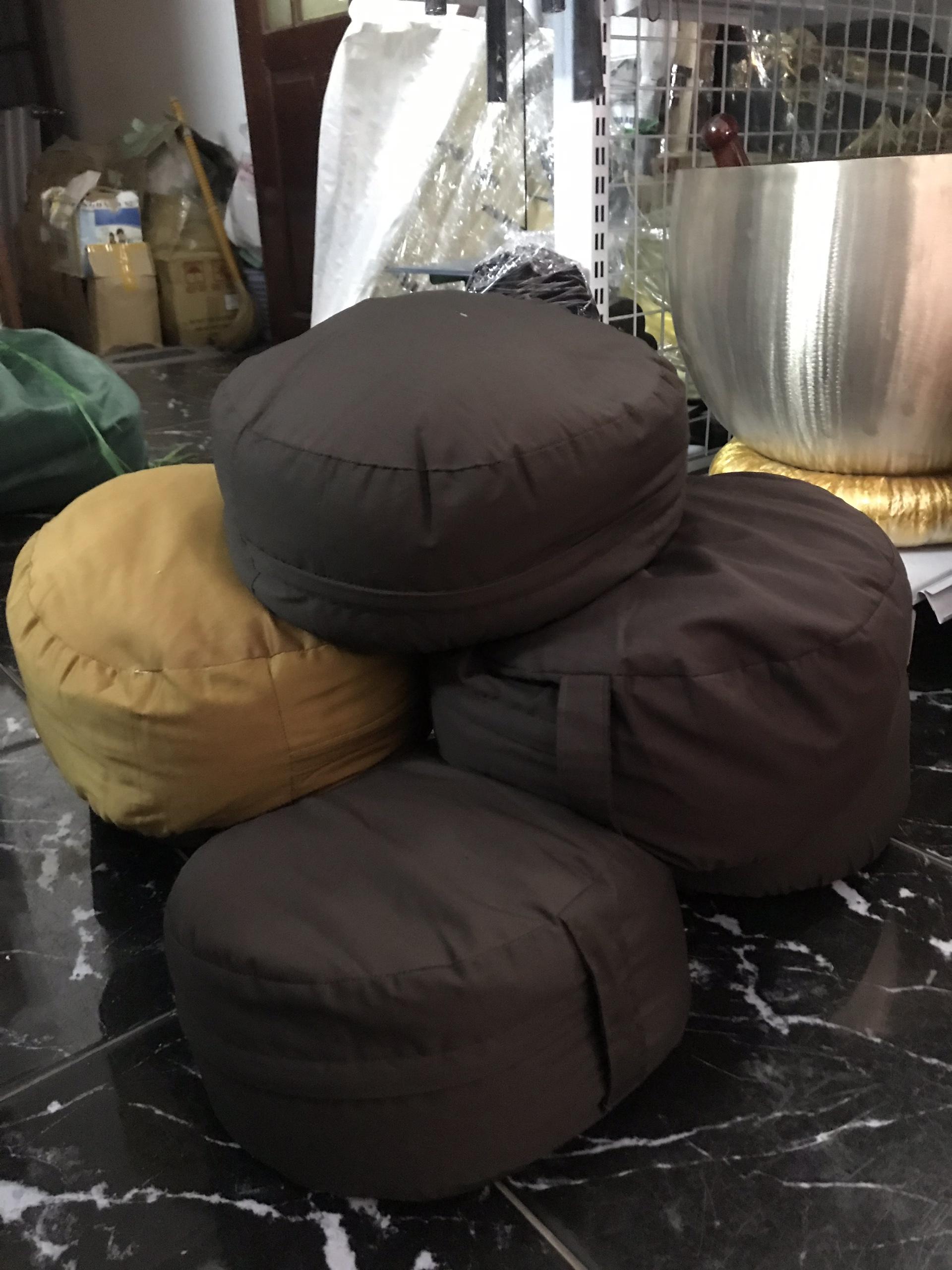 Bồ đoàn ngồi thiền