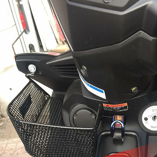 Rổ hông xe máy gắn ex 150