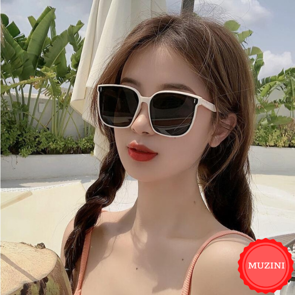 Kính Râm Thời Trang Gọng Vuông Oversize Chống Tia UV400 Cho Nam Và Nữ Muzini KM24