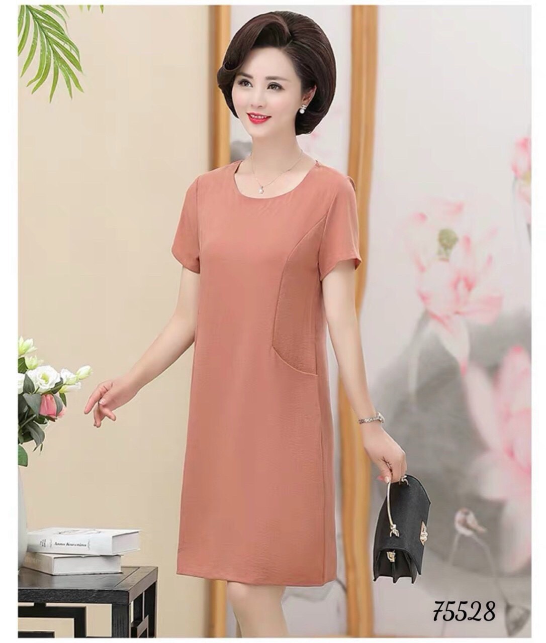 ĐẦM SUÔNG TRUNG NIÊN THIẾT KẾ ĐƠN GIẢN SANG TRỌNG CHẤT LIỆU MỀM MỊN THỜI TRANG CAO CẤP T&L FASHION