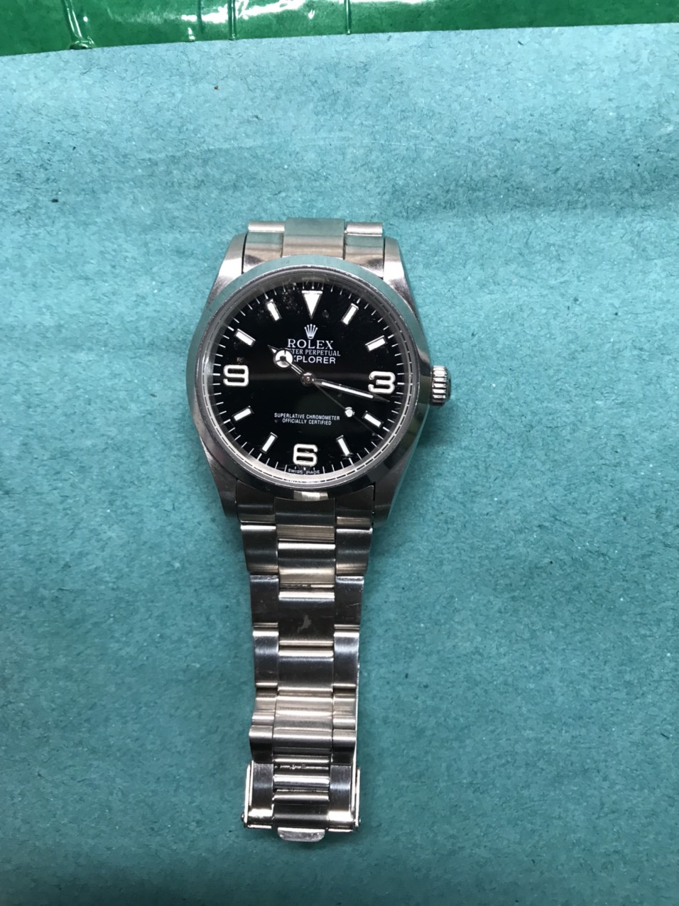 Đồng hồ rolex đen