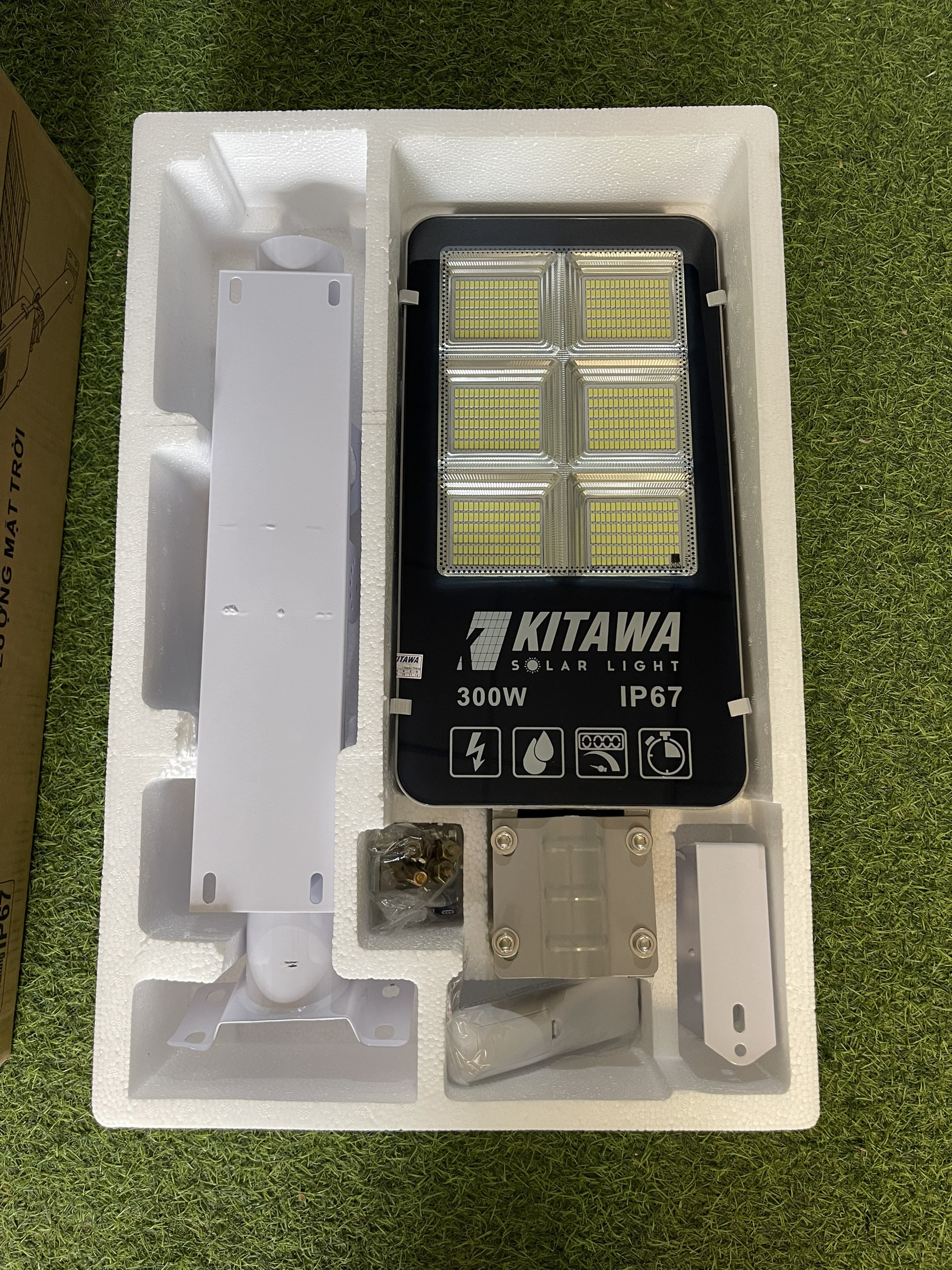 Bc1300 đèn đường năng lượng mặt trời kitawa solar light 300w