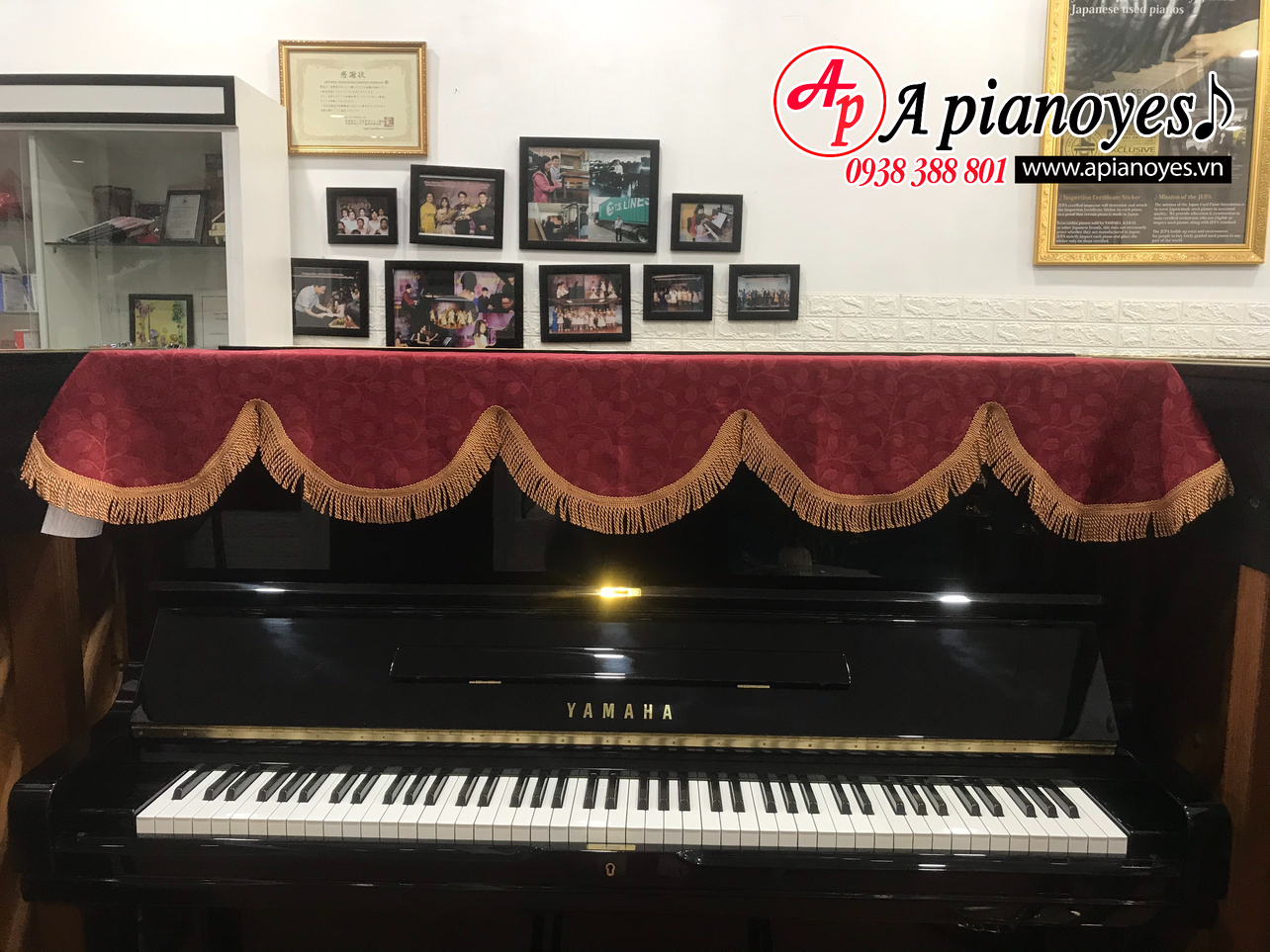 Khăn phủ đàn piano cơ Gấm Đỏ Cao Cấp