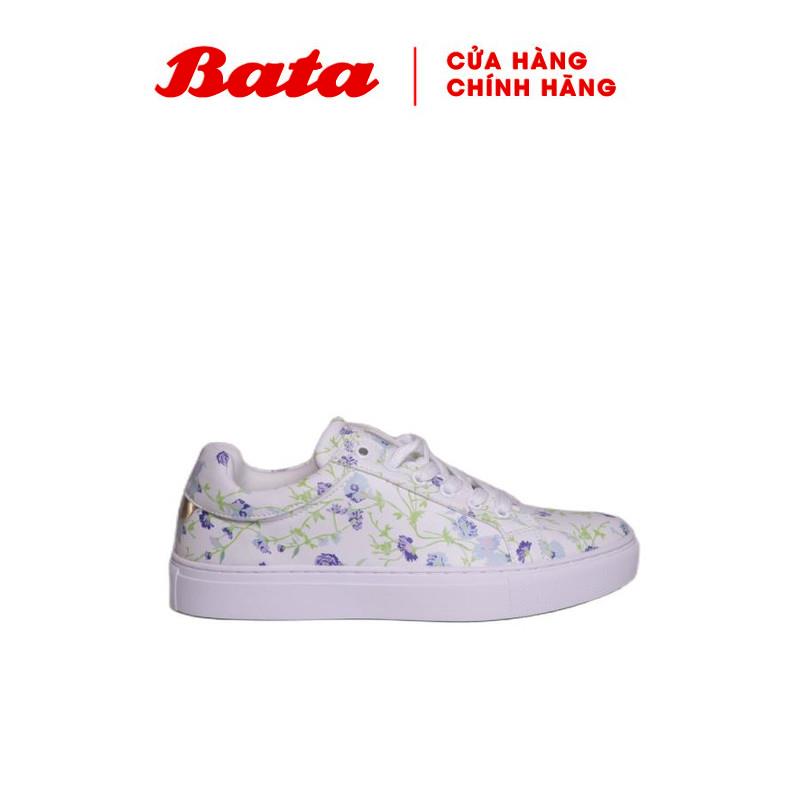 Giày nữ trắng họa tiết thời trang bata 560-1111