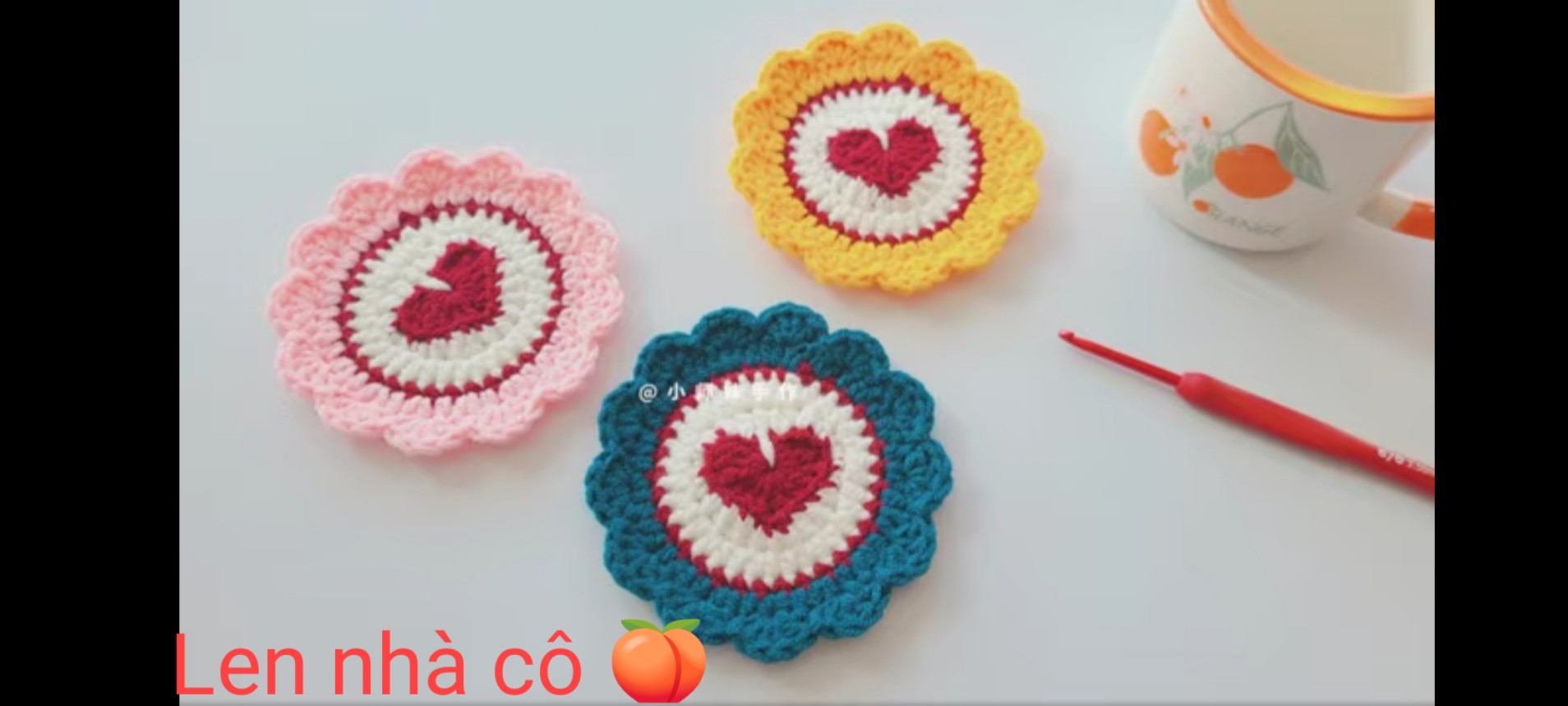 Miếng lót ly tách hàng handmade xinh xắn