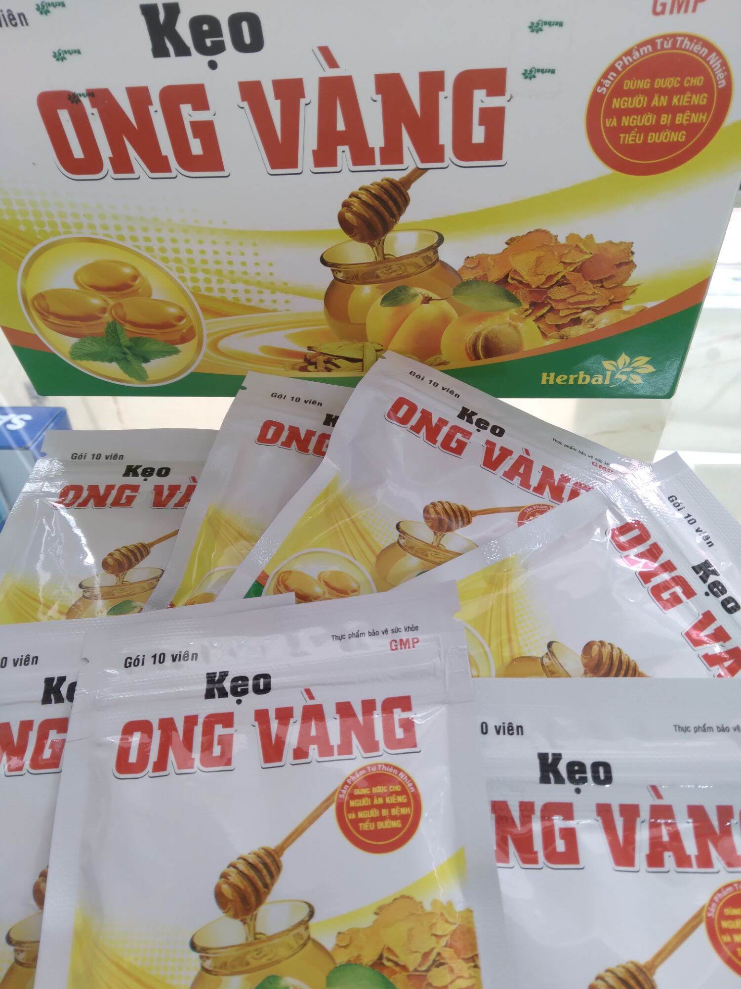 Nguyên hộp 20 túi x 10 viên kẹo ngậm ong vàng keo ong vang keo ngam thao duoc
