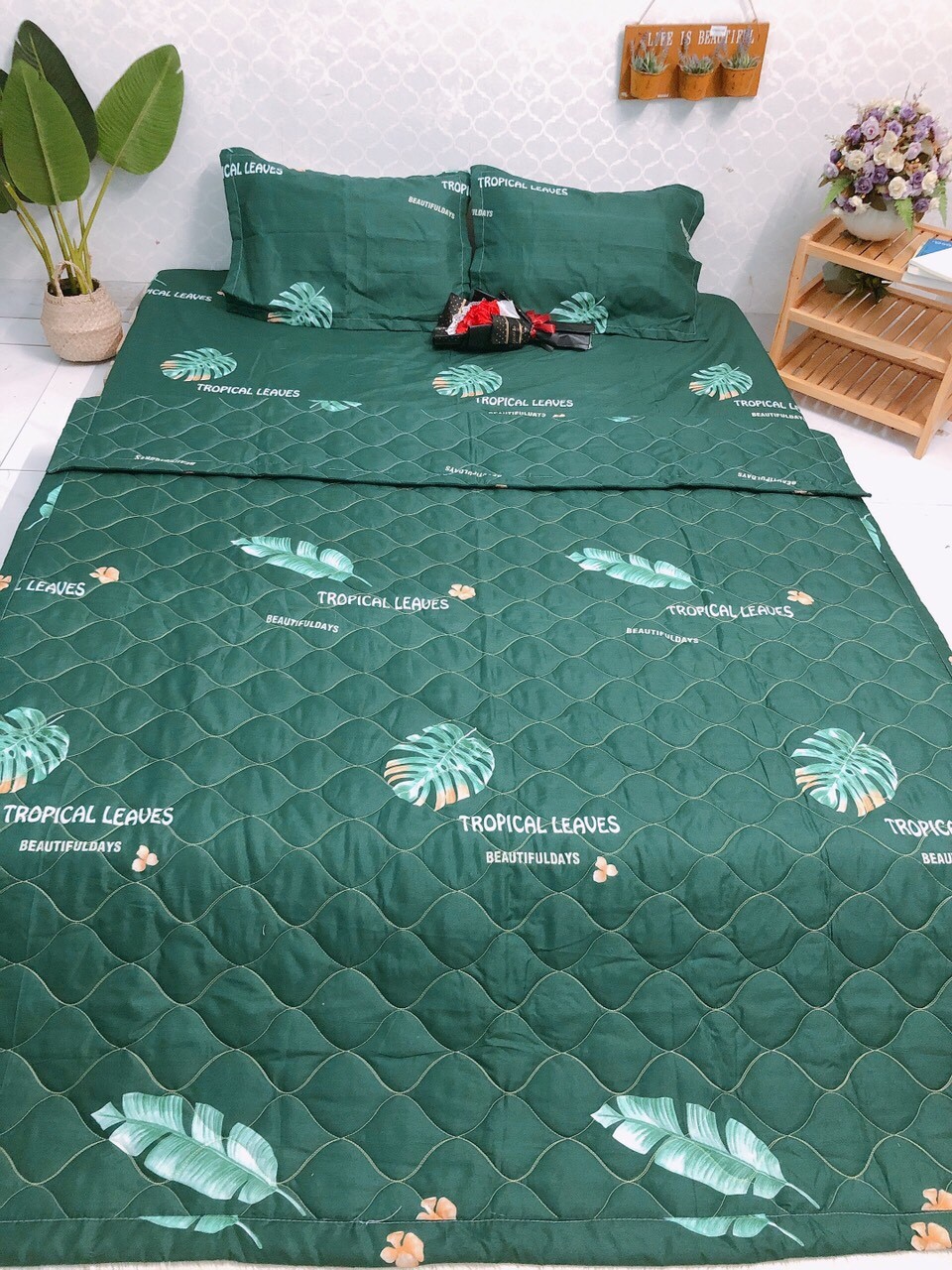 Trọn Bộ Chăn Ga Gối Combo 5 Món , Lá Chuối Tropical , Chất Liệu Bền Đẹp, Không Phai, Không Xù, Mẫu Mã Kích Cỡ Đa Dạng