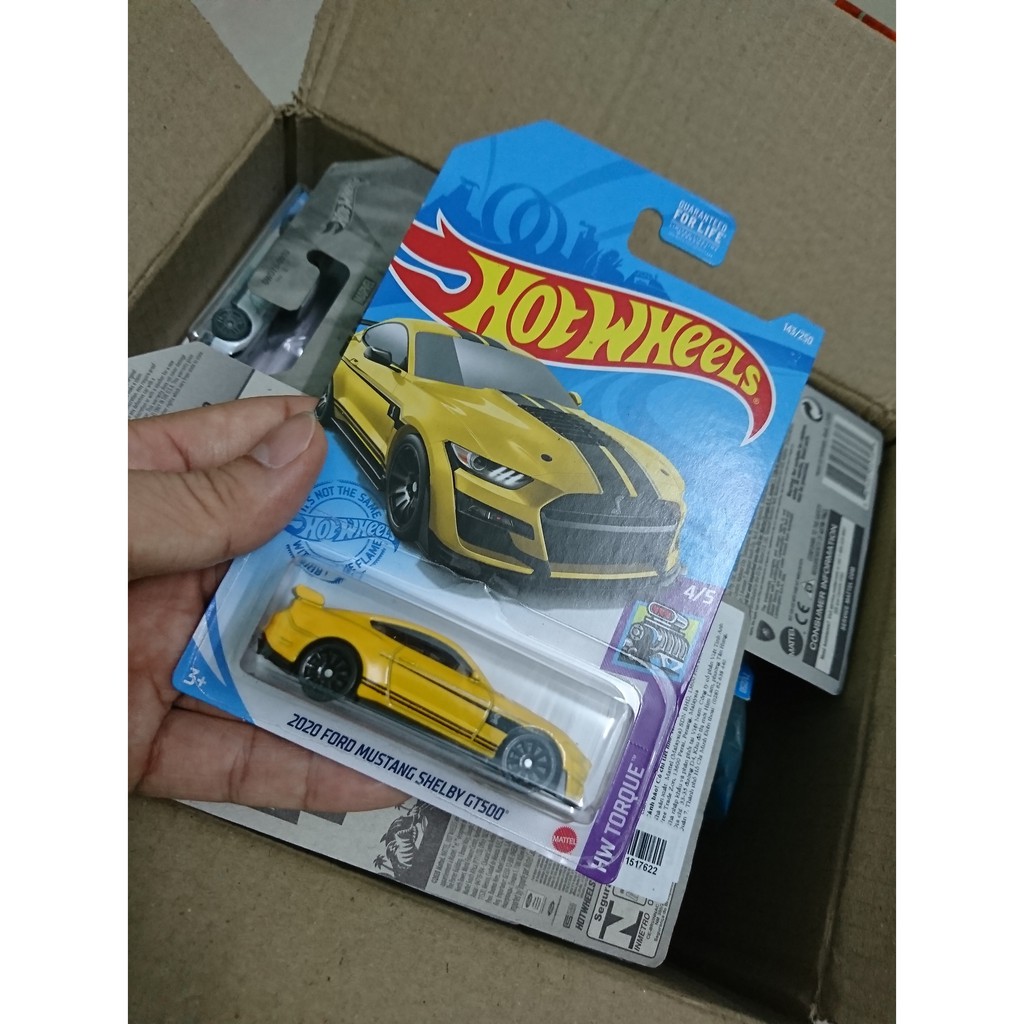 Xe hotwheels 2020 ford mustang shelby gt500