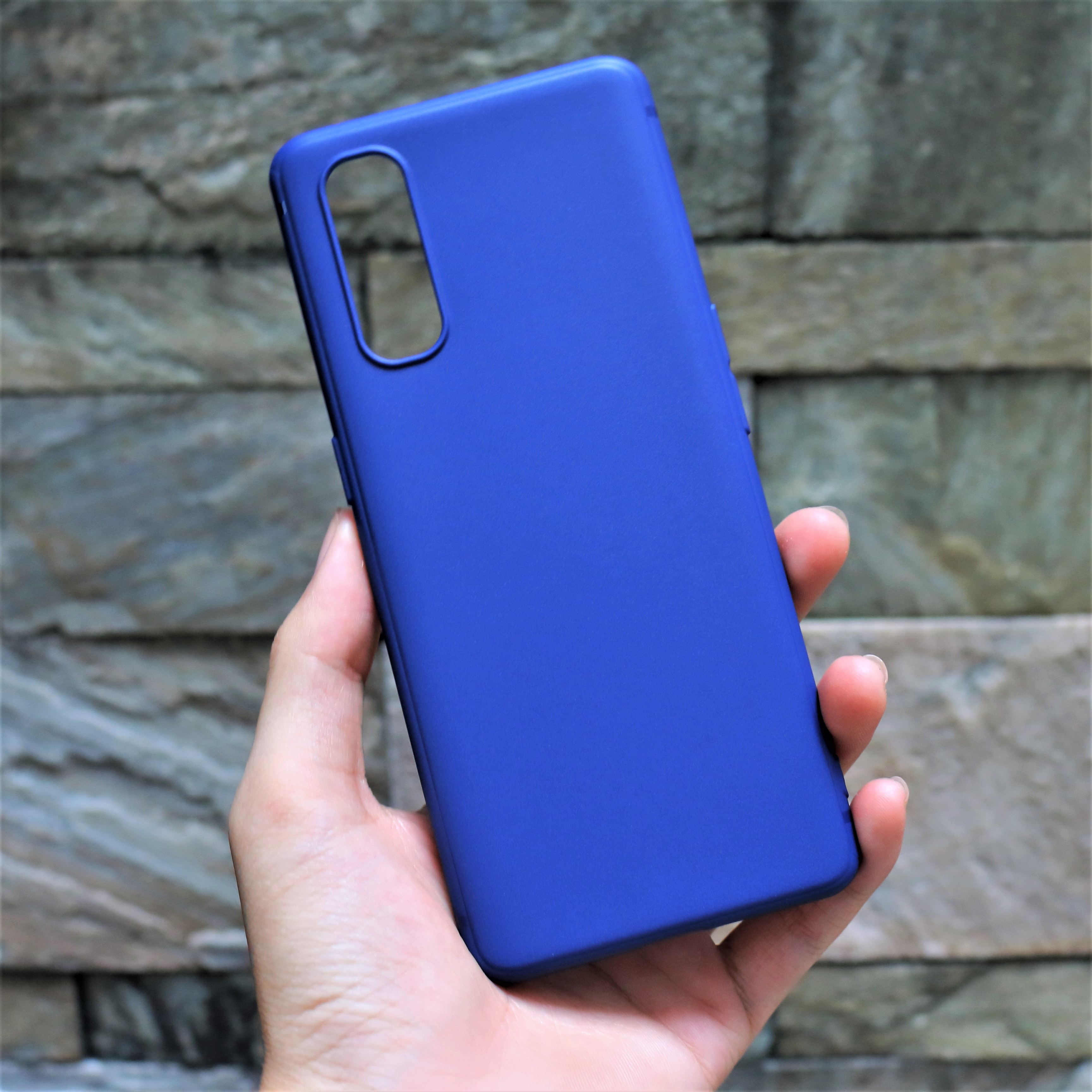 Ốp lưng Oppo Find X2 TPU dẻo siêu mỏng ôm sát máy.
