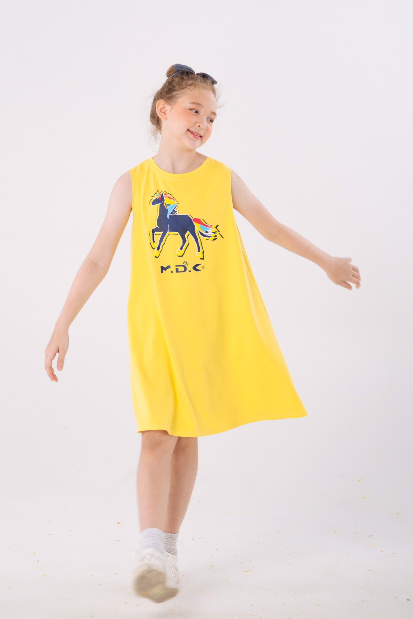 Đầm bé gái easy dress m.d.k signature horse ez dress cahor20d05