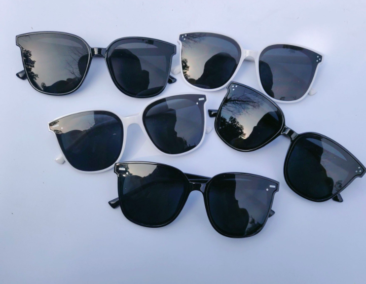 (Xem video thật) -  Kính Thời Trang Đi Biển HOT TREND 2020 - Kính mát nam - Kính mát nữ