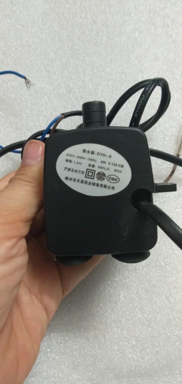 Bơm quat dieu hoa 8w