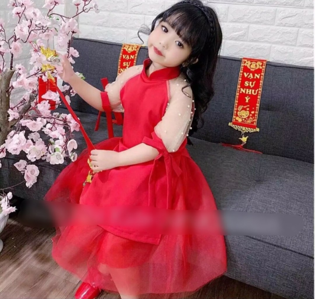 Áo dài cách tân cho bé gái diện tết