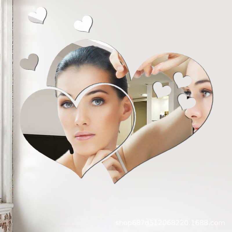 Gương dẻo dán tường, gương soi mặt hình trái tim, gương decor phòng khách hình trái tim