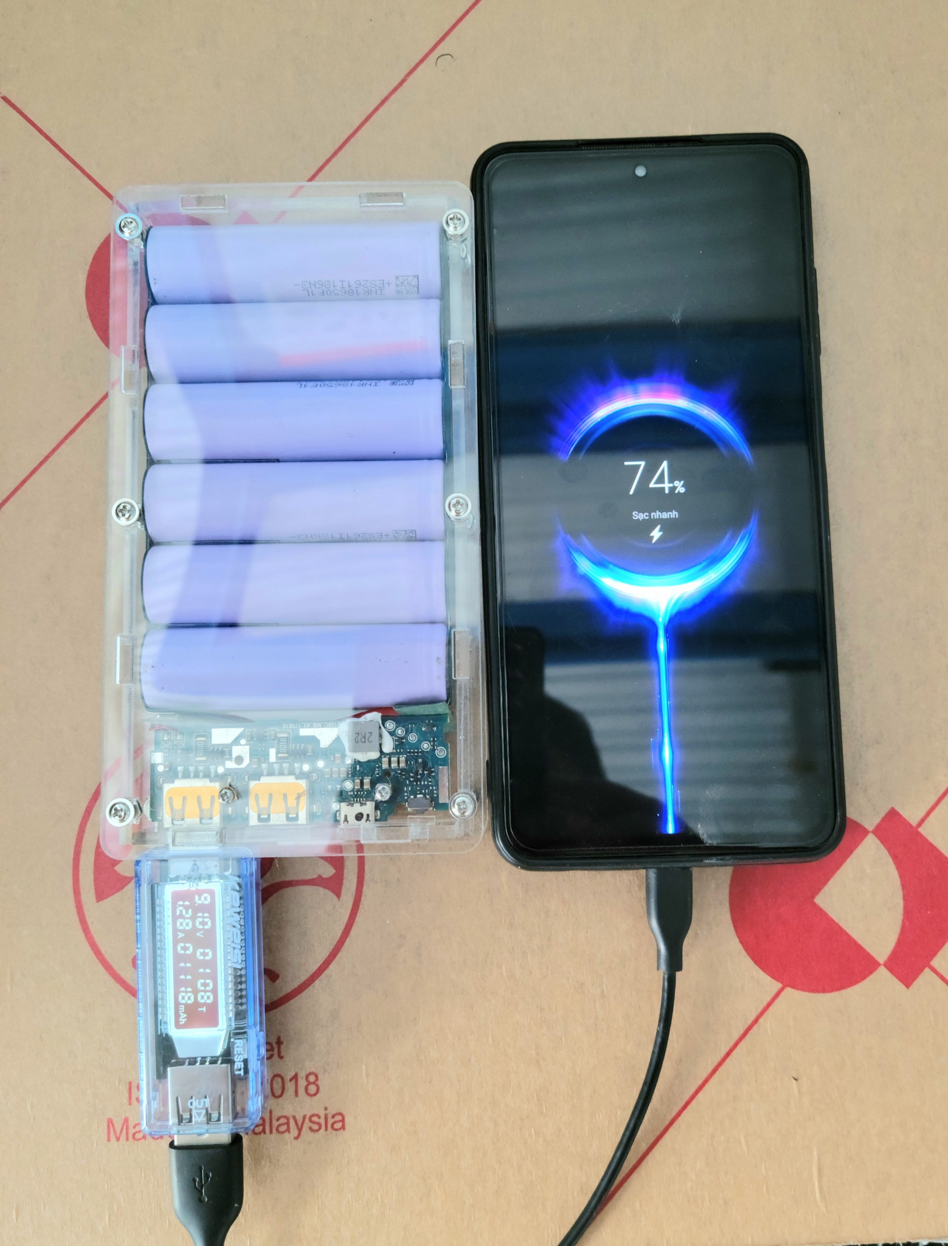 Box mica dùng 6 cell pin 18650 tặng kèm mạch sạc nhanh Xiaomi 18W