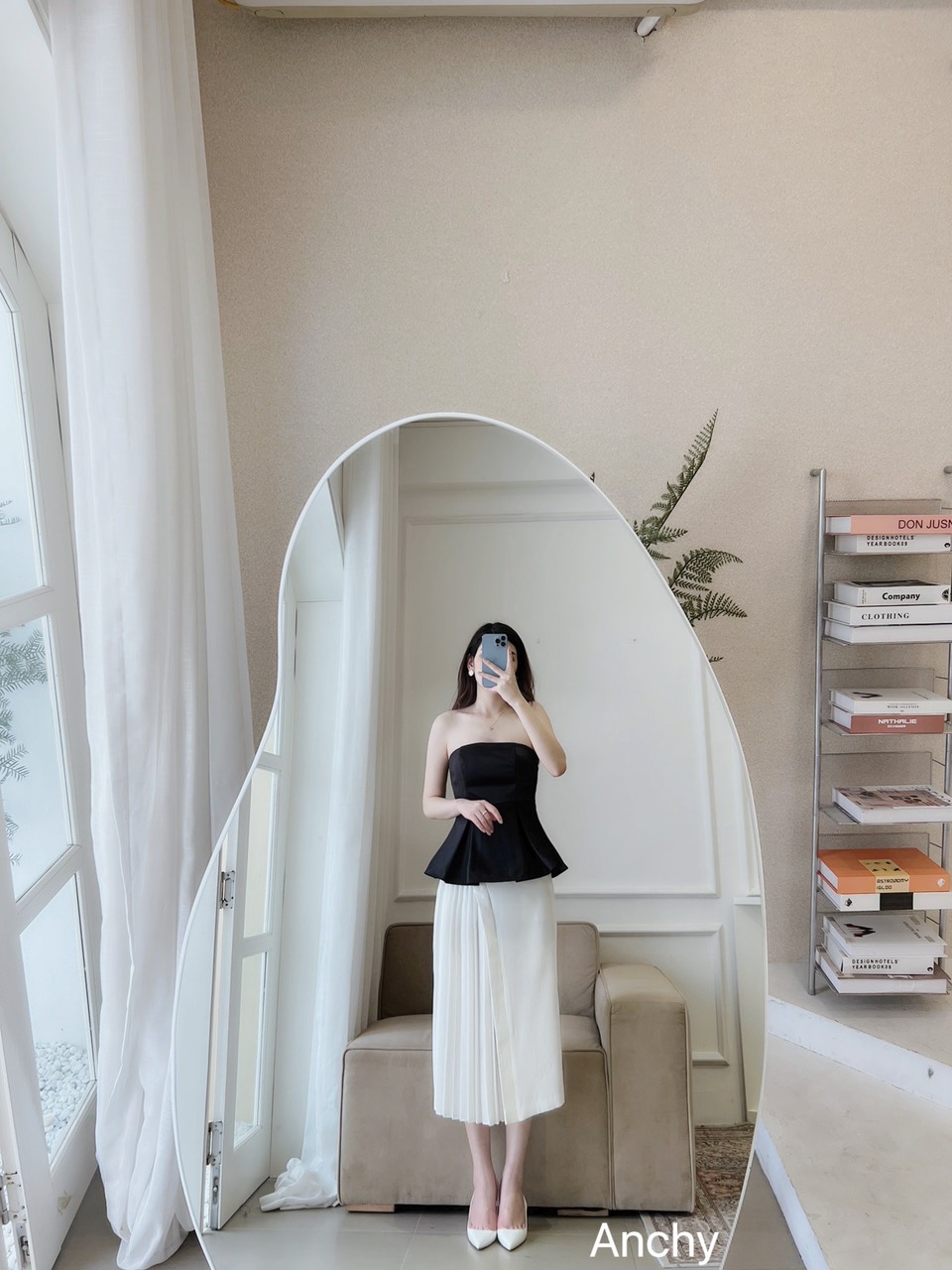 Chân váy trắng dập ly sườn - as004