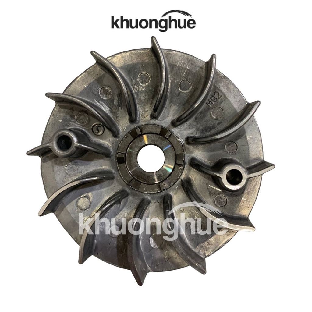 Má cố định sơ cấp - má puly nồi trước xe attila xăng cơ chính hãng sym