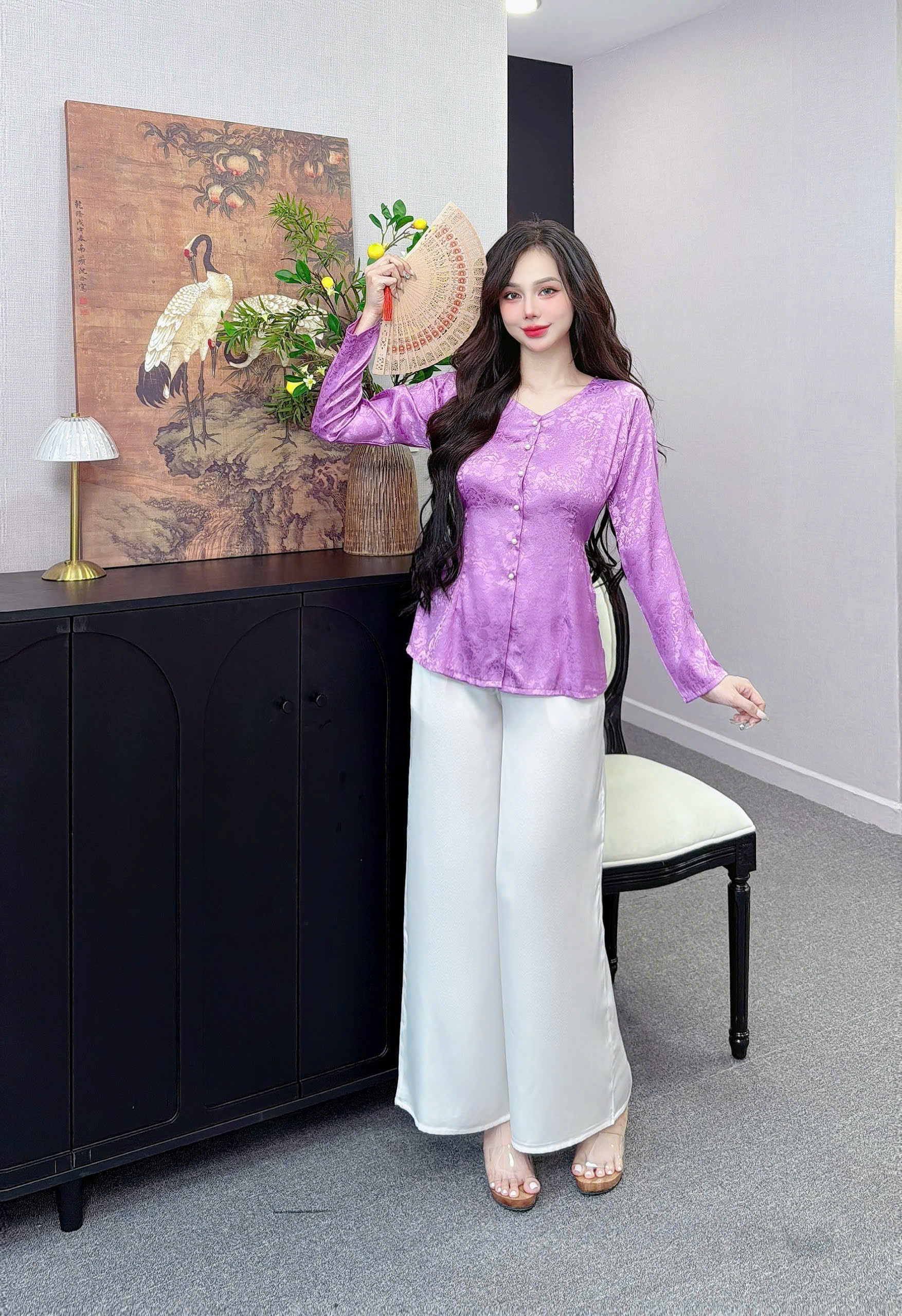 Set bộ bà ba nữ cổ tim tay dài sẻ tà kèm quần, áo lẻ bà ba chất liệu lụa gấm, quần lẻ lụa latin SP0336