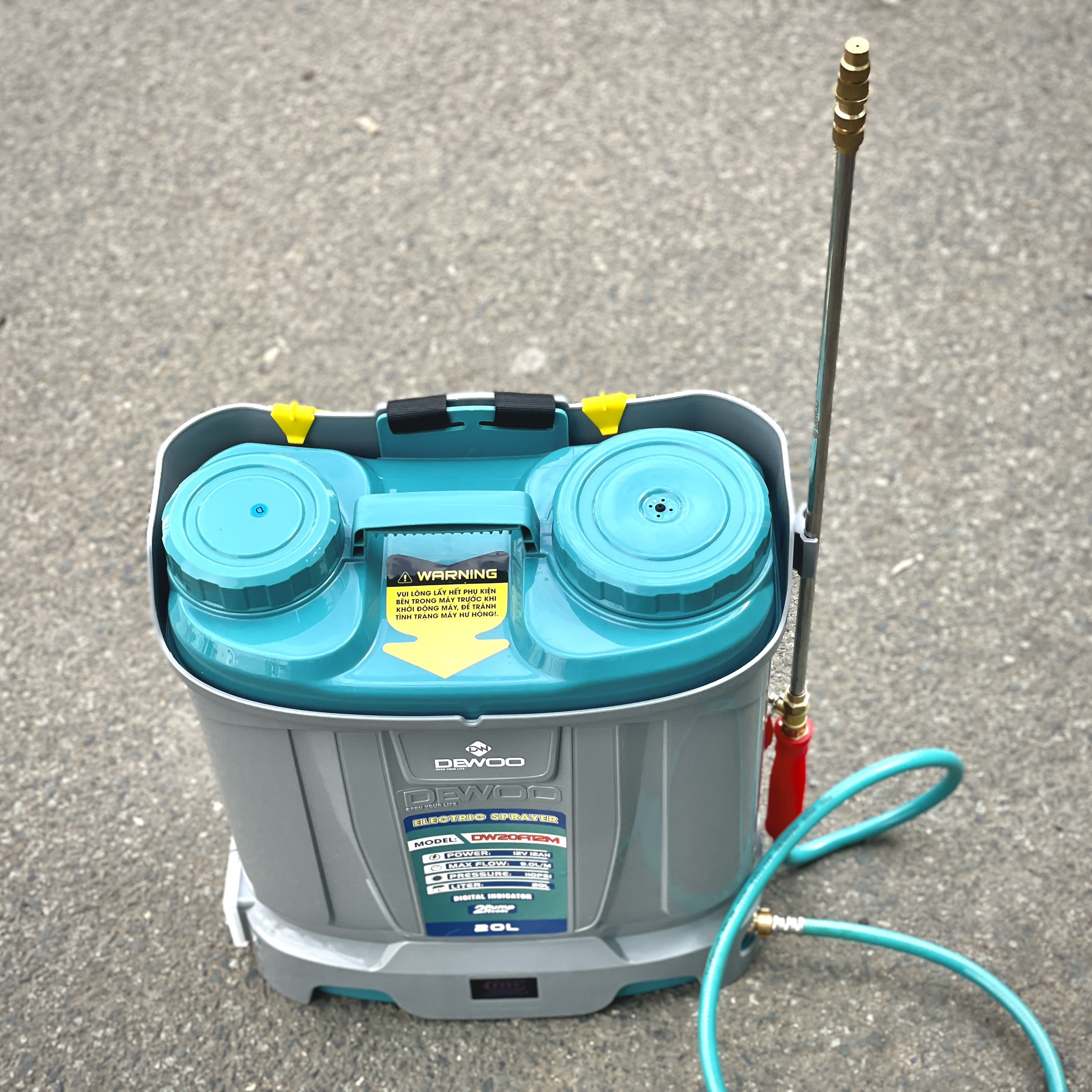 Bình phun thuốc dewoo dw-20a12m thế hệ mới đảo thuốc